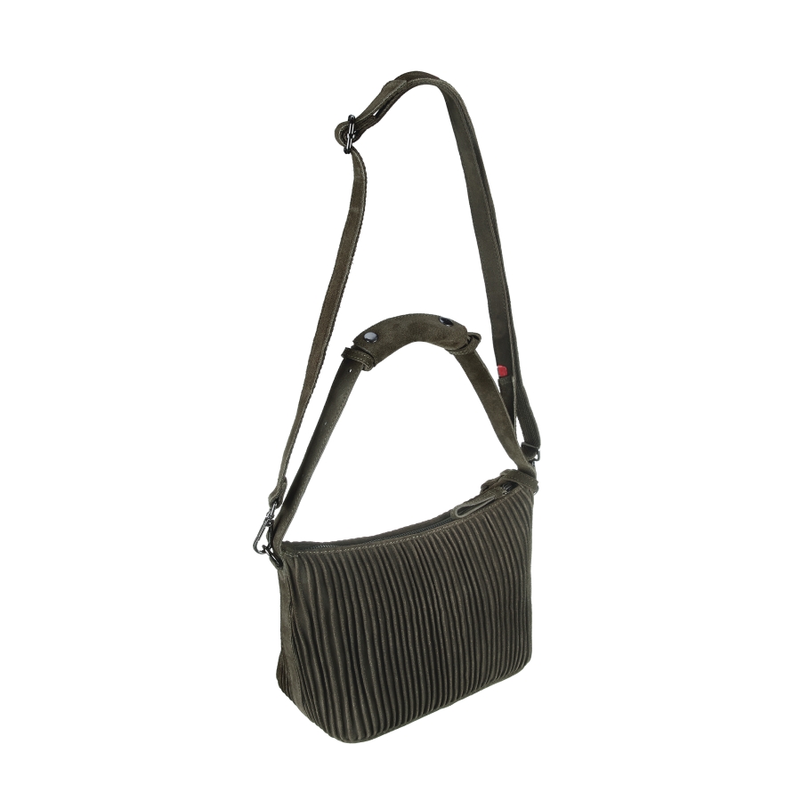 LARISSA SUEDE GREEN